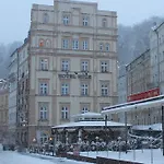 Ruze Hotel 4*