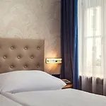 Ruze Hotel 4*