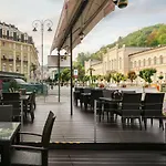 Hotel Ruze 4*
