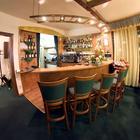 Hotel Ruze Karlovy Vary