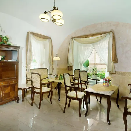 Ruze Otel 4*