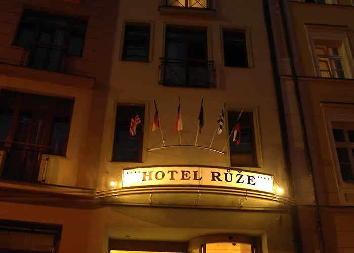 Ruze ホテル 4*