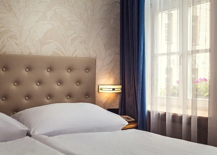 Ruze Hotel 4*